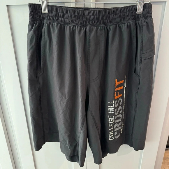 Lululemon Men’s Black Shorts College Hill CrossFit Logo size Medium gym workout - Picture 1 of 7